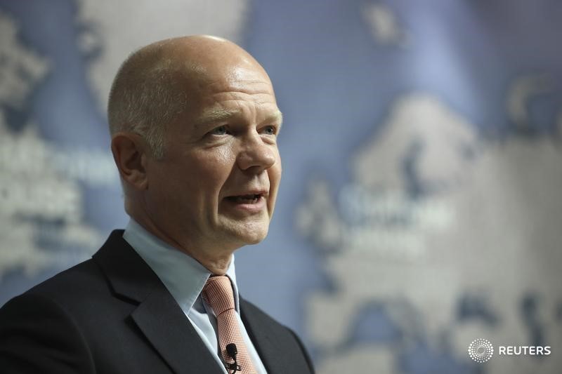 © Reuters. Britain's former Secretary of State for Foreign Affairs William Hague makes a speech supporting remaining in the EU, at Chatham House in London