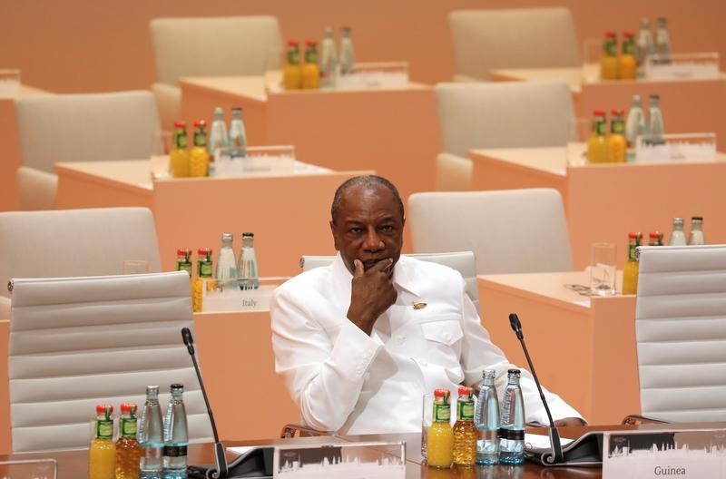 © Reuters. FILE PHOTO: G20 leaders summit in Hamburg