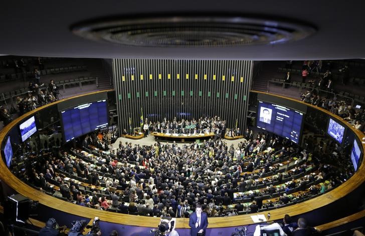 © Reuters. Plenário da Câmara dos Deputados em Brasília