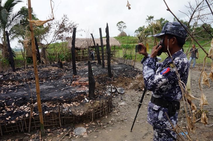 © Reuters. مقتل ستة بوذيين على الأقل وسط تصاعد لأعمال العنف في ميانمار