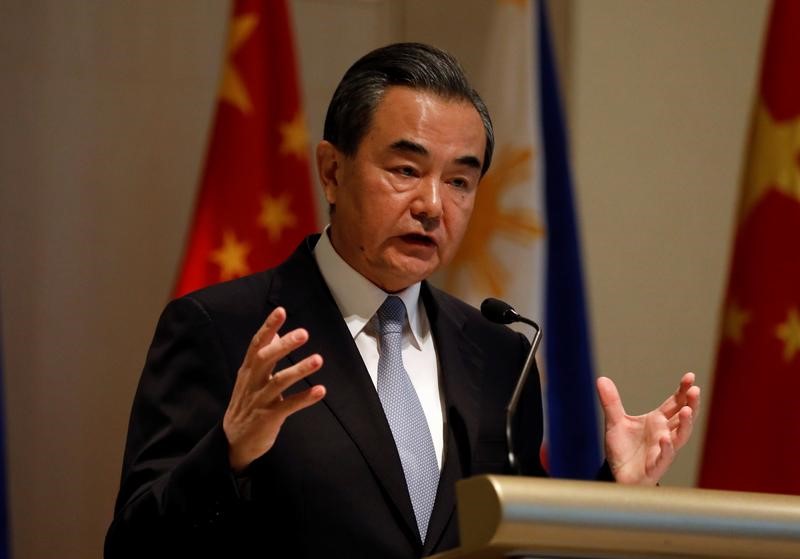 © Reuters. وزير صيني: بدء مفاوضات مع آسيان لوضع ميثاق شرف للنشاط البحري هذا العام