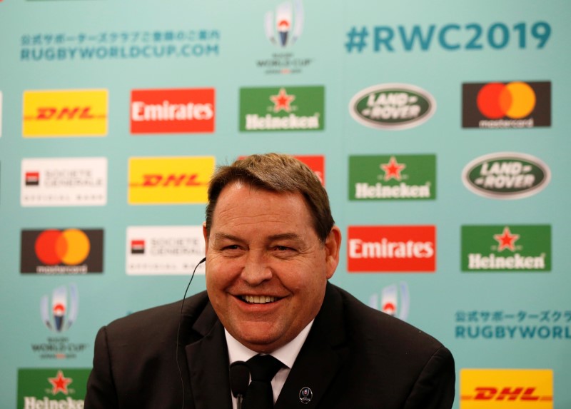 © Reuters. New Zealand head coach Hansen attends a news conference after the Rugby World Cup 2019 pool draw at Kyoto State Guest House in Kyoto