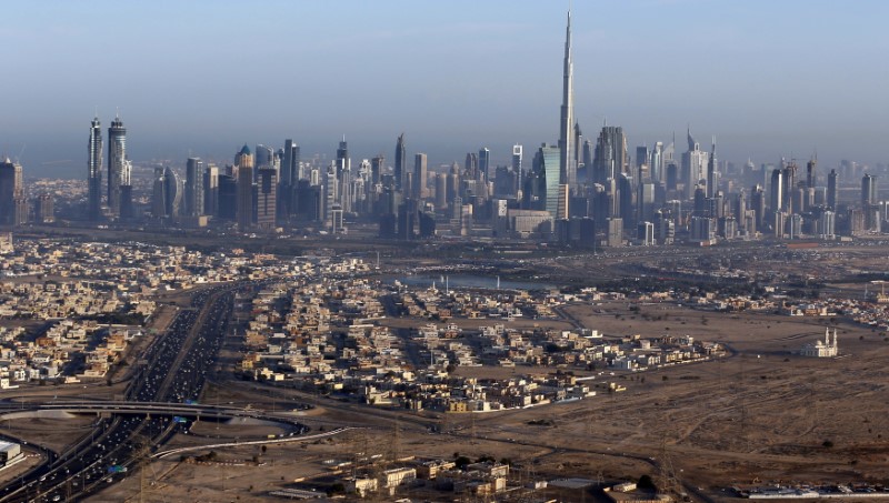 © Reuters. FILE PHOTO: Burj Khalifa, the world's tallest tower, is seen in a general view of Dubai