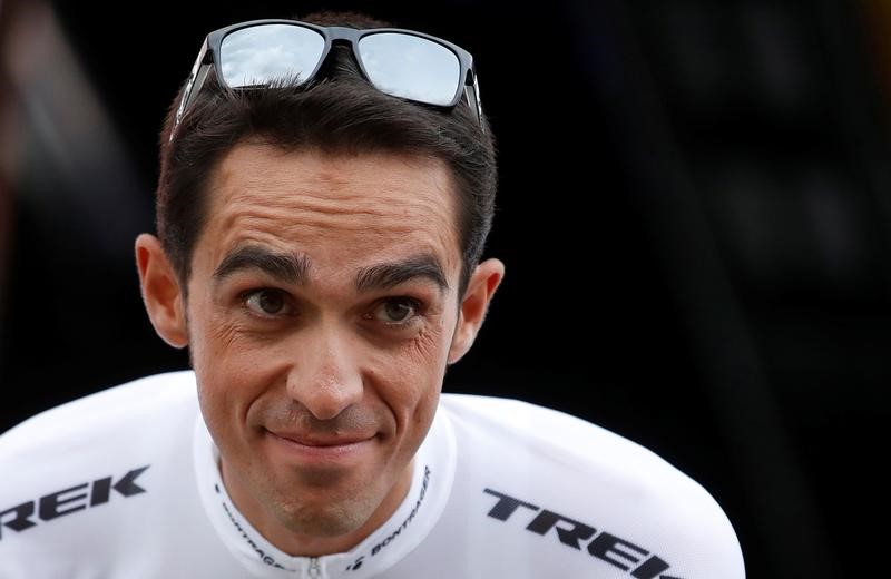 © Reuters. El atrevido Contador dice adiós a una carrera poco convencional