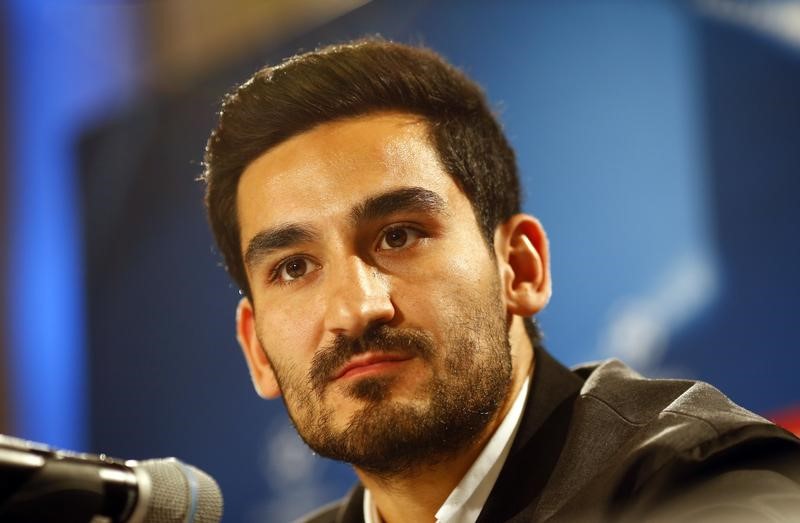 © Reuters. Manchester City's Ilkay Gundogan during the press conference