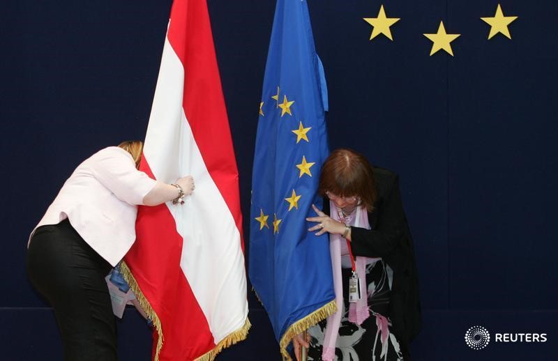 © Reuters. Compañías austriacas se quejan ante la UE por una ley nacional de 
