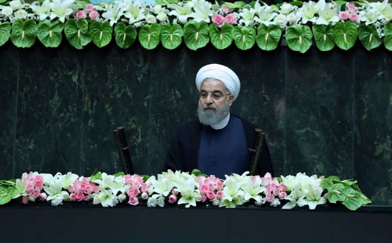 © Reuters. الرئيس الإيراني يرشح ثلاث نساء في حكومته بعد انتقادات