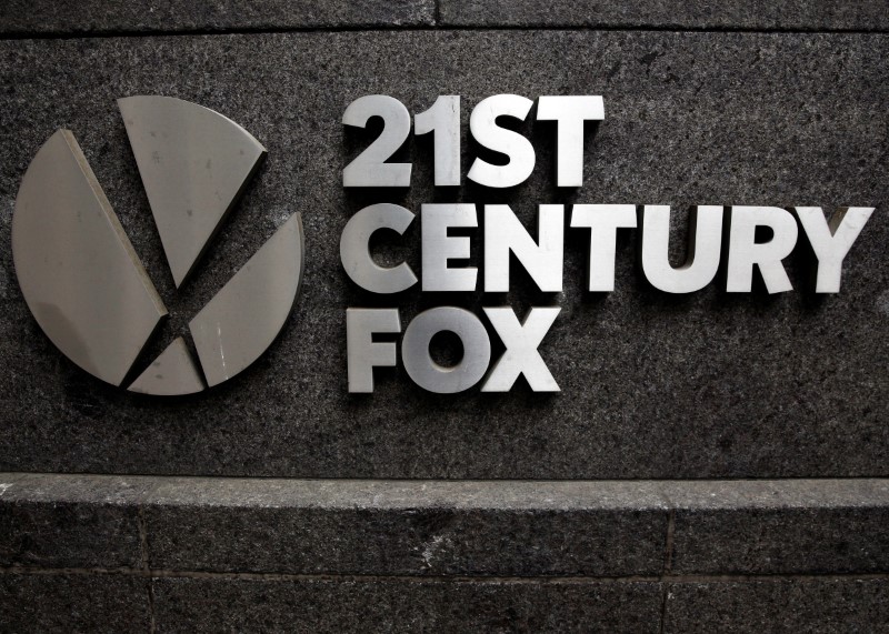 © Reuters. The 21st Century Fox  logo is seen outside the News Corporation headquarters in New York