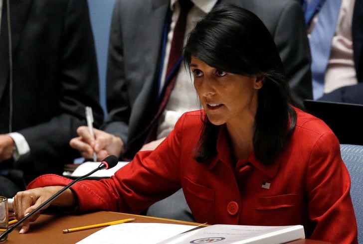 © Reuters. Embaixadora dos EUA na ONU, Nikki Haley, durante reunião do Conselho de Segurança em Nova York