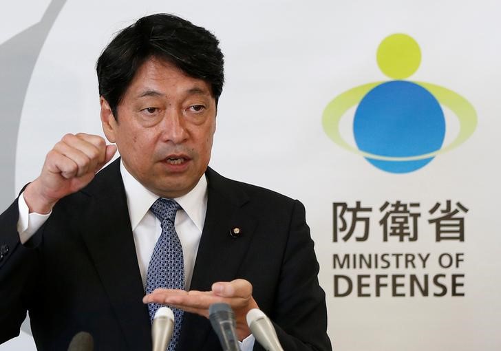 © Reuters. وكالة: اليابان سيسمح لها باعتراض صاروخ كوري شمالي متجه إلى جوام