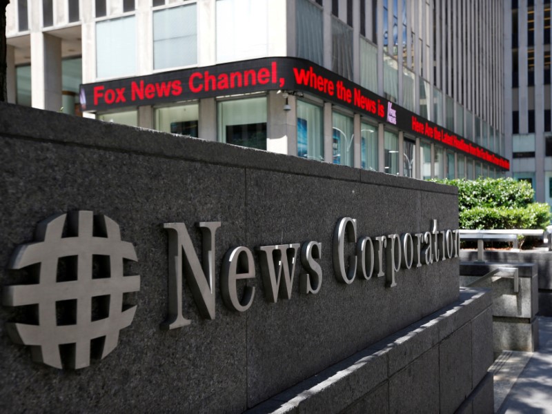 © Reuters. FILE PHOTO: A sign is seen outside News Corporation building in New York