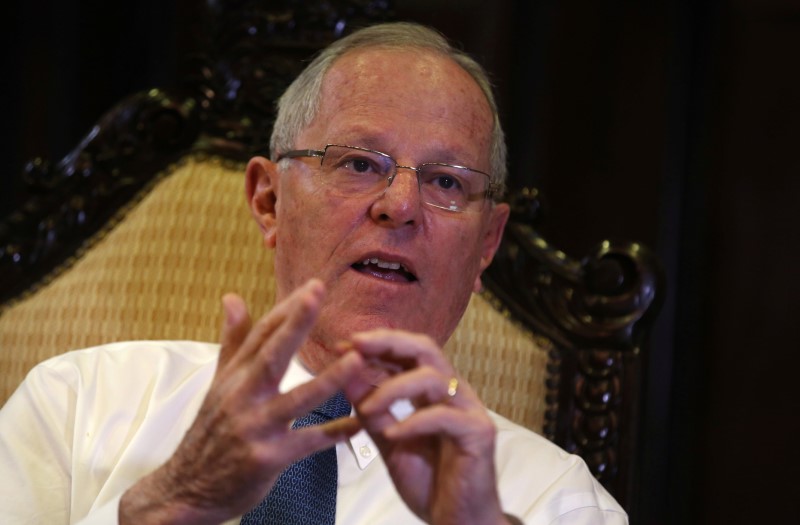 © Reuters. Presidente do Peru, Pedro Pablo Kuczynski, durante entrevista ao Reuters Latin American Investment Summit em Lima