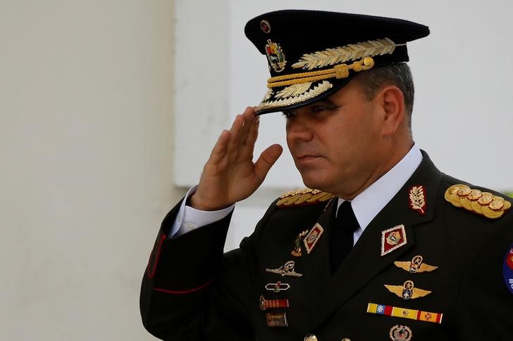 © Reuters. El ministro de Defensa Venezuela dice que la amenaza de Trump "es un acto de locura"
