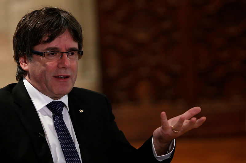 © Reuters. Líder da Catalunha, Carles Puigdemont, durante entrevista com a Reuters, em Barcelona