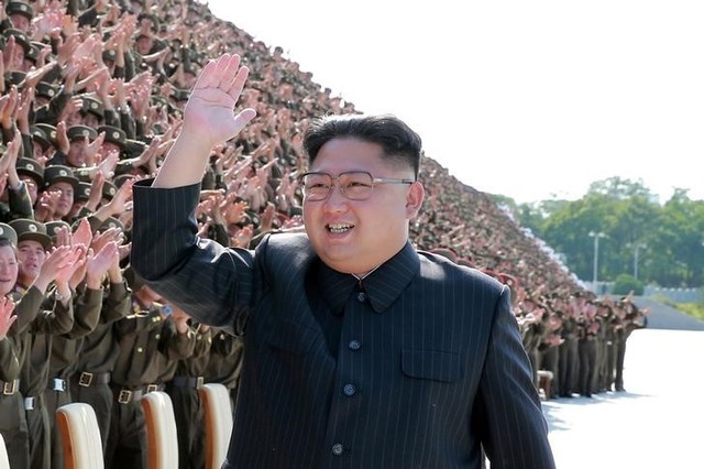 © Reuters. تحليل-روسيا تلقي حبل نجاة لكوريا الشمالية لدرء تغيير النظام