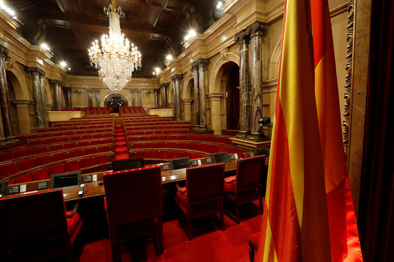 © Reuters. مسؤول إقليمي: برلمان قطالونيا يجتمع يوم الاثنين
