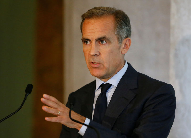 © Reuters. The Governor of the Bank of England, Mark Carney, speaks at the Bank of England conference 'Independence 20 Years On' at the Fishmonger's Hall in London