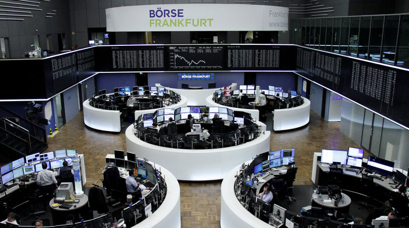 © Reuters. The German share price index, DAX board, is seen at the stock exchange in Frankfurt