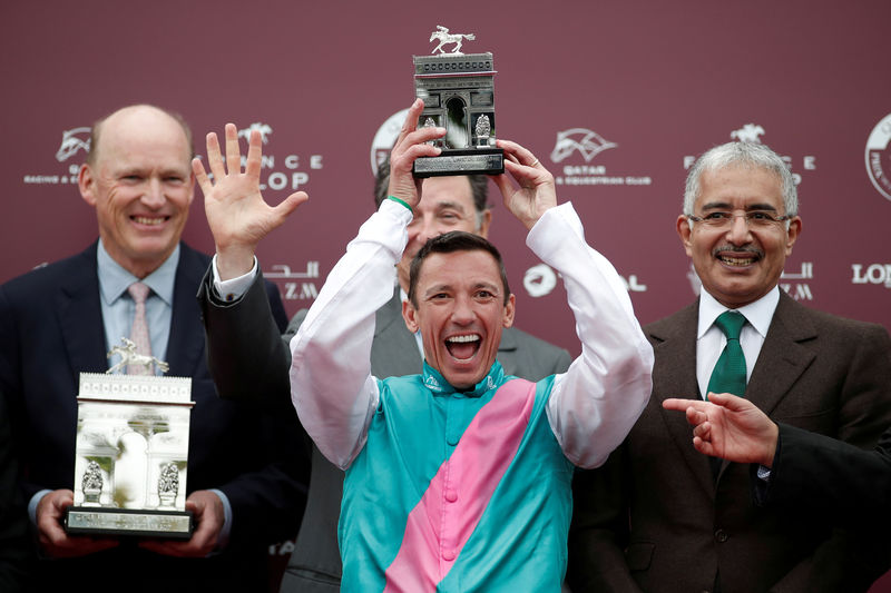 © Reuters. Horse Racing - Qatar Prix de l'Arc de Triomphe - Chantilly Racecourse