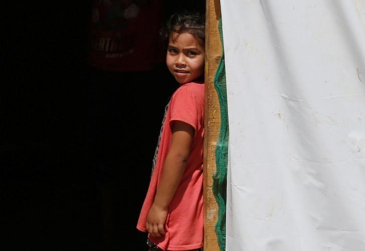 © Reuters. مهرجان بيروت الدولي للسينما يسلط الضوء على أزمة اللاجئين السوريين