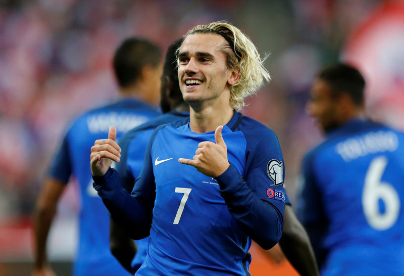 © Reuters. Portugal y Francia se clasifican para el Mundial de 2018