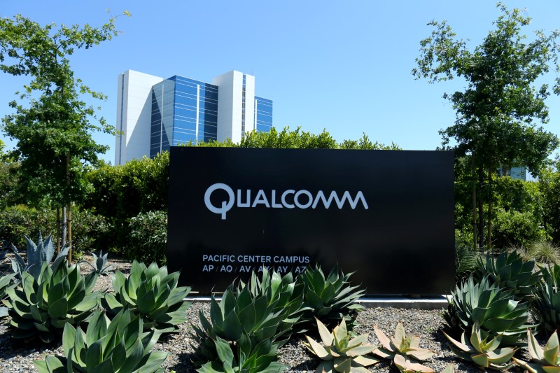 © Reuters. FILE PHOTO: A Qualcomm sign is pictured at one of its many campus buildings in San Diego