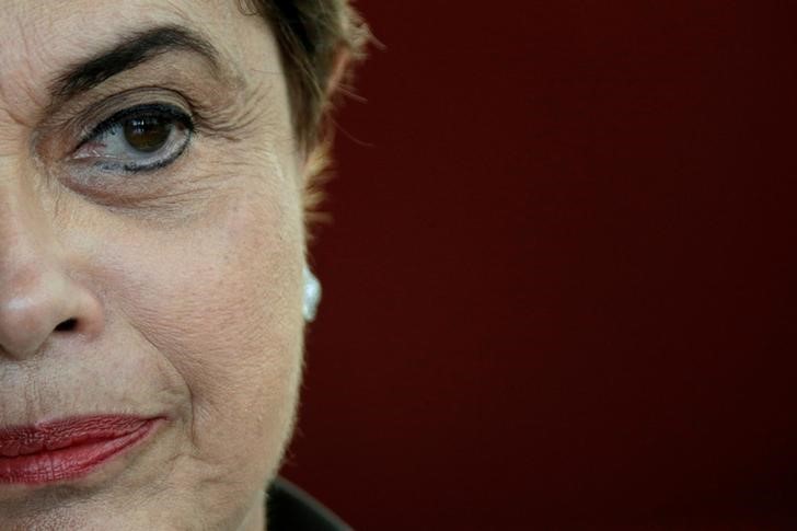 © Reuters. Ex-presidente Dilma, durante entrevista no Alvorada