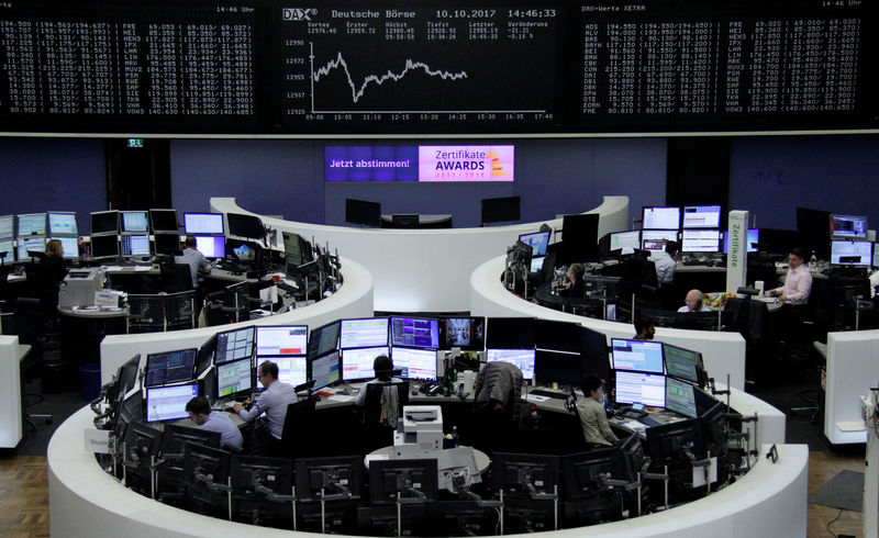 © Reuters. The German share price index, DAX board, is seen at the stock exchange in Frankfurt