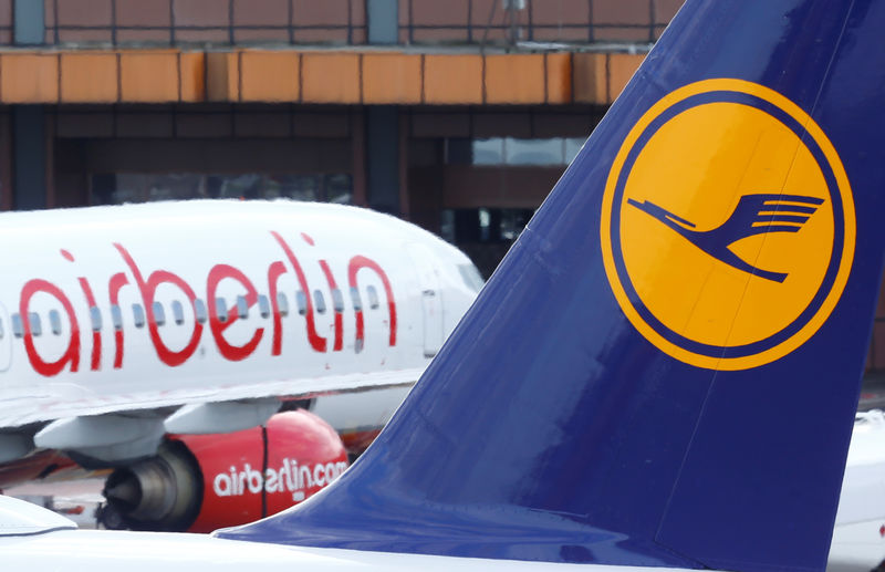 © Reuters. LUFTHANSA SIGNERA CE JEUDI L'ACCORD AVEC AIR BERLIN, ANNONCE SPOHR