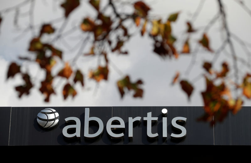 © Reuters. La Comisión aprueba sin condiciones la oferta de Atlantia por Abertis c