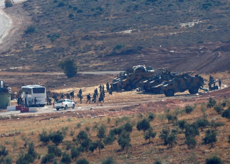 © Reuters. سوريا تطالب بخروج القوات التركية من أراضيها وتصف التوغل بأنه "عدوان سافر"