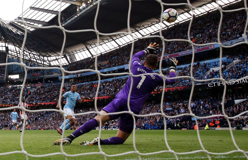 © Reuters. Premier League - Manchester City vs Stoke City