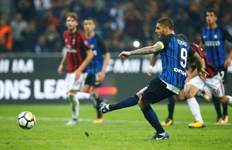 © Reuters. ايكاردي ينتزع الفوز لانترناسيونالي أمام ميلانو في اللحظات الأخيرة