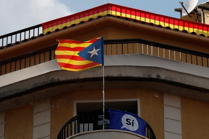© Reuters. Las bolsas españolas lastran a los mercados europeos por la incertidumbre en Cataluña