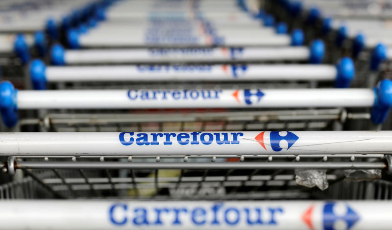 © Reuters. Carrefour recurre a Fnac en la búsqueda de un nuevo director financiero