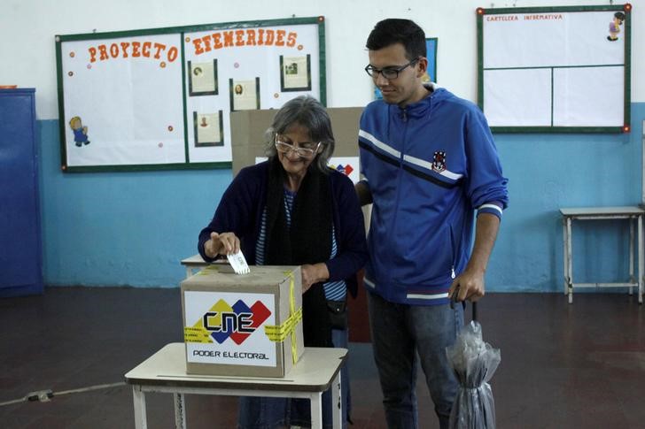 © Reuters. EEUU dice que las elecciones en Venezuela no fueron ni justas ni libres