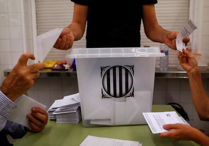 © Reuters. متحدث: المحكمة الدستورية الإسبانية تبطل قانون استفتاء قطالونيا