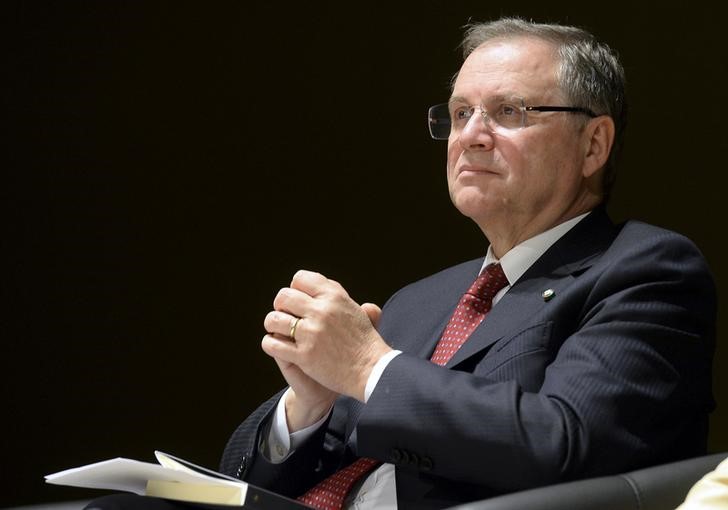 © Reuters. Bank of Italy Governor Visco attends during a conference at the Bocconi University in Milan