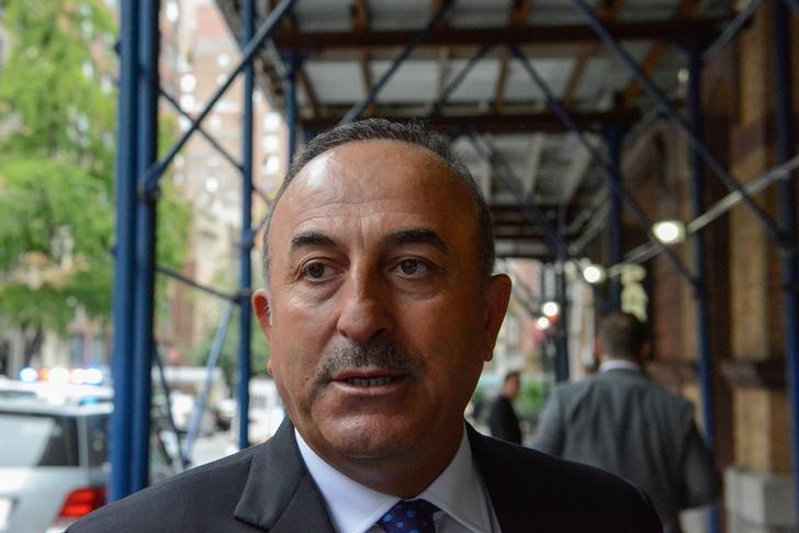 © Reuters. Chanceler turco Mevlut Cavusoglu chega para reunião em Nova York