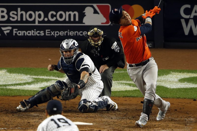 © Reuters. MLB: ALCS-Houston Astros at New York Yankees