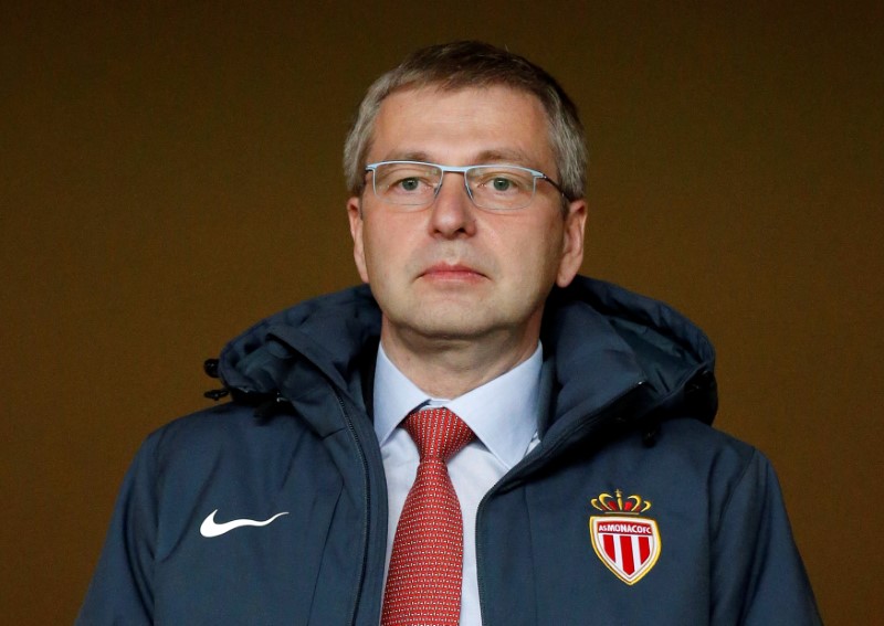 © Reuters. FILE PHOTO: Dmitri Rybolovlev of Russia, President of AS Monaco Football Club, attends  Monaco's Ligue 1 soccer match against Paris St Germain at Louis II stadium in Monaco