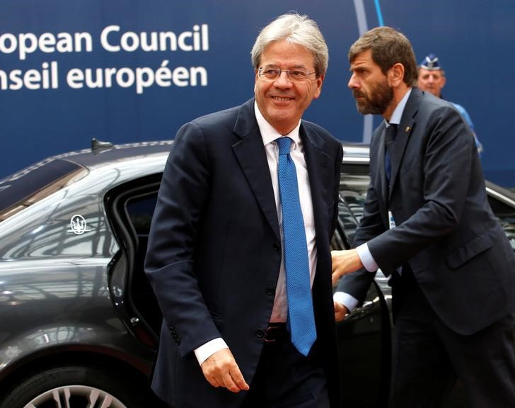 © Reuters. Italy's Prime Minister Paolo Gentiloni arrives at the EU summit meeting in Brussels