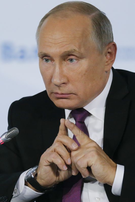 © Reuters. بوتين يقول إنه يأمل في إمكانية تفادي تقسيم سوريا