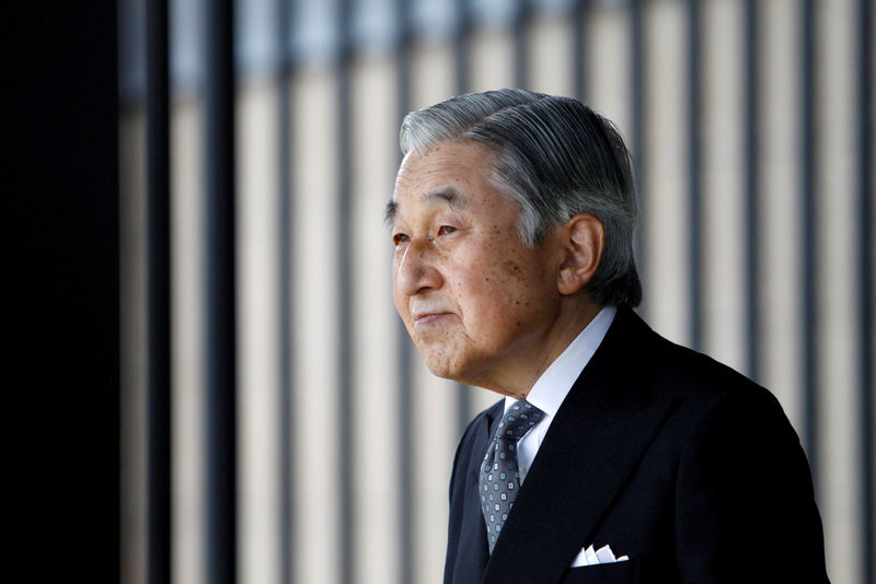 © Reuters. Imperador japonês Akihito, no Palácio Imperial, em Tóquio