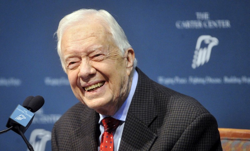 © Reuters. FILE PHOTO - Former U.S. President Jimmy Carter takes questions from the media during a news conference at the Carter Center in Atlanta, Georgia