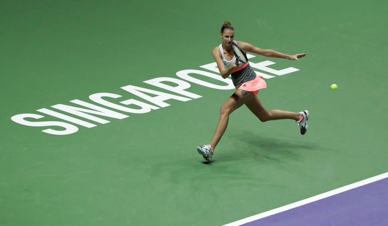 © Reuters. بليسكوفا سعيدة ببدايتها القوية في البطولة الختامية لتنس السيدات