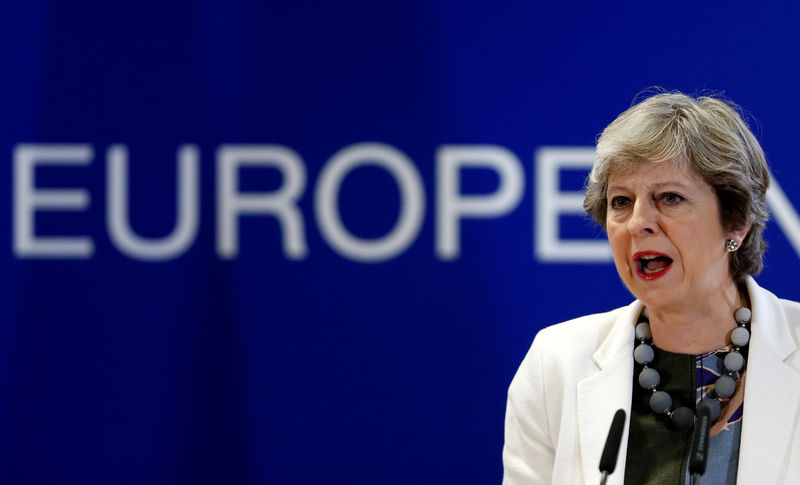 © Reuters. Primeira-ministra britânica, Theresa May, fala em coletiva de imprensa em Bruxelas, na Bélgica