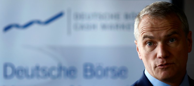 © Reuters. FILE PHOTO: Carsten Kengeter, CEO of Deutsche Boerse talks to the media during the presentation of FinTec start-up facilities provided by Deutsche Boerse in Frankfurt