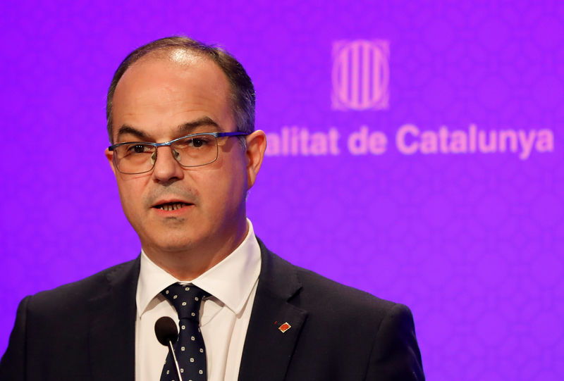 © Reuters. Porta-voz do governo catalão, Jordi Turull, durante coletiva de imprensa em Barcelona, Espanha