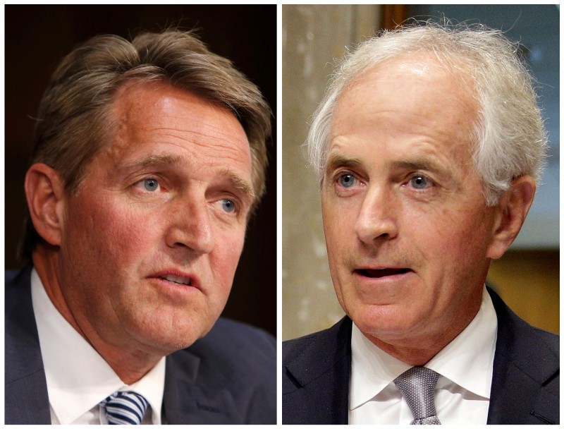 © Reuters. La disputa entre republicanos crece tras las críticas de dos senadores a Trump